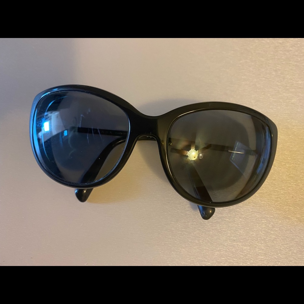 Like new Prada cat eye sunglasses